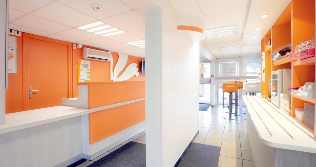 Premiere Classe Lyon Est Aeroport Saint Exupery Ngoại thất bức ảnh